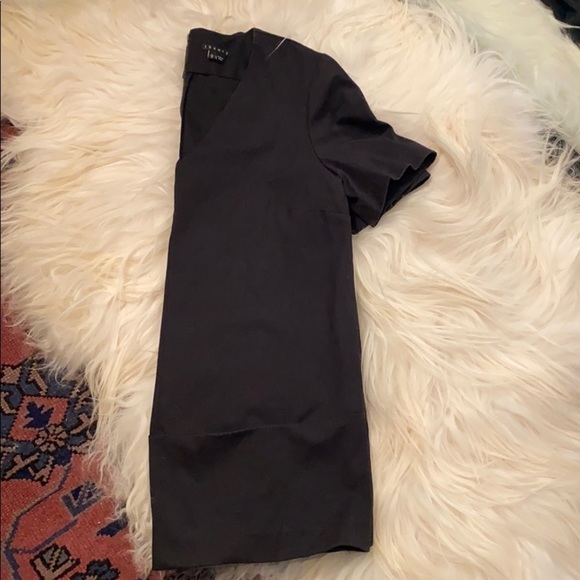 Theory black v-neck top - Picture 2 of 6